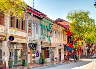 Check in tại phố Joo Chiat rực rỡ sắc màu khi du lịch Singapore